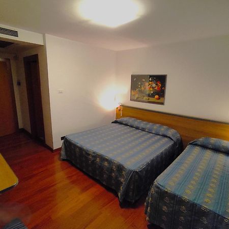 Vigonovo  Hotel Luna מראה חיצוני תמונה