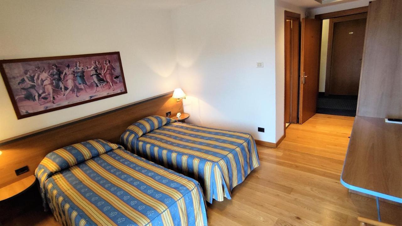 Vigonovo  Hotel Luna מראה חיצוני תמונה
