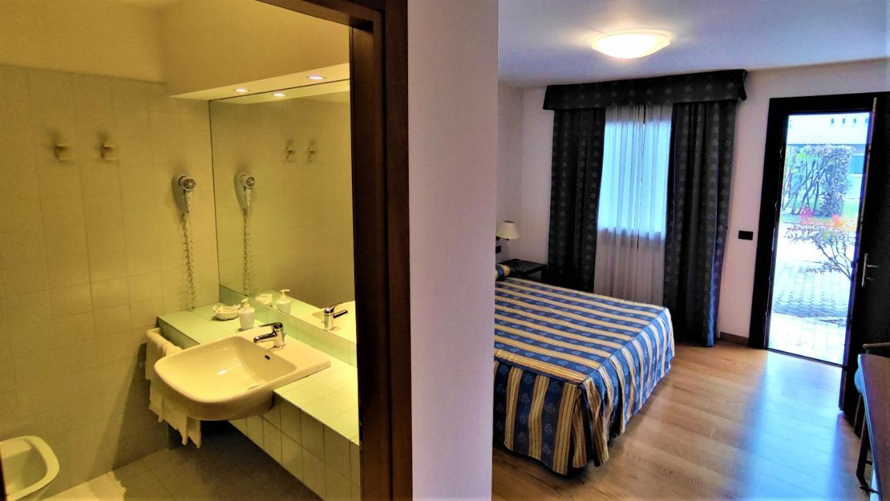 Vigonovo  Hotel Luna מראה חיצוני תמונה