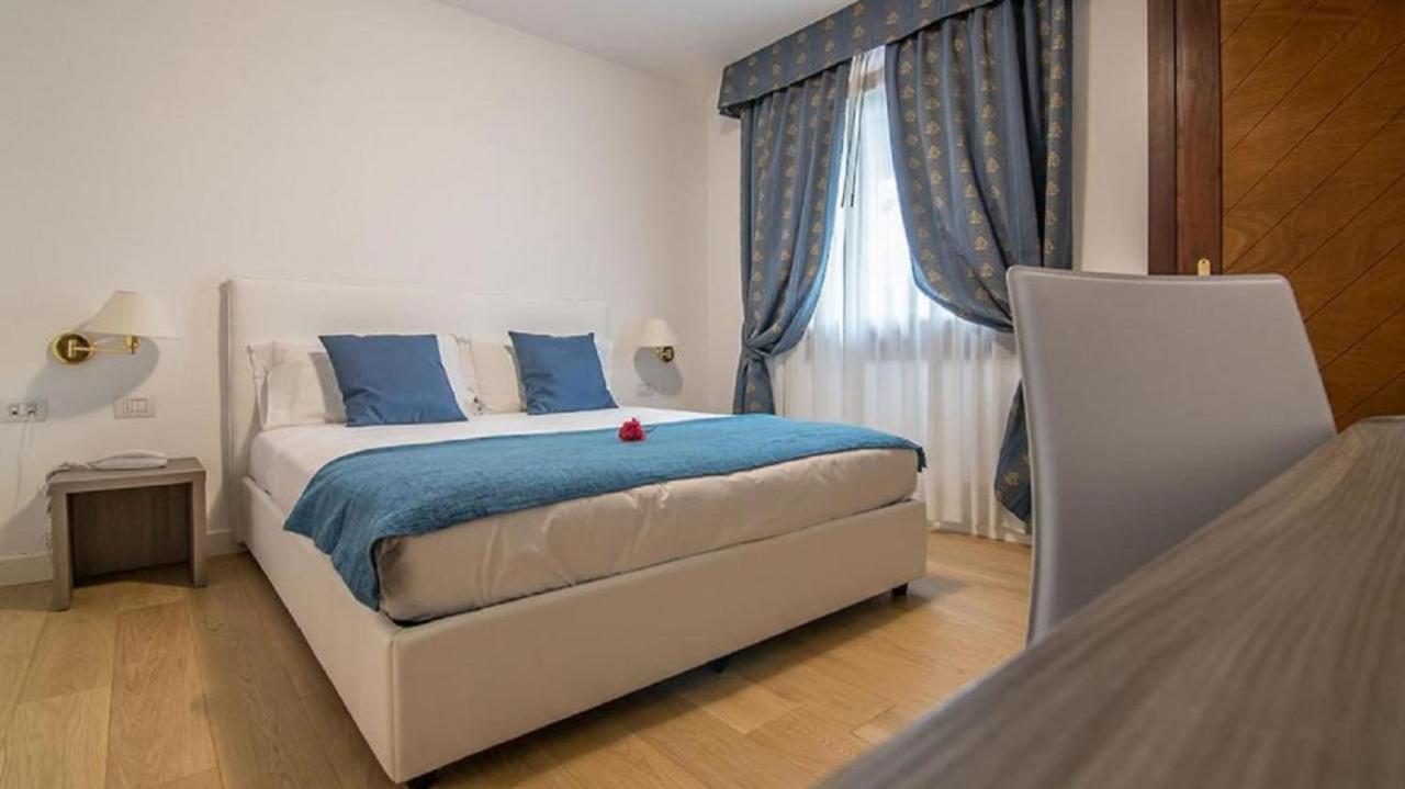 Vigonovo  Hotel Luna מראה חיצוני תמונה